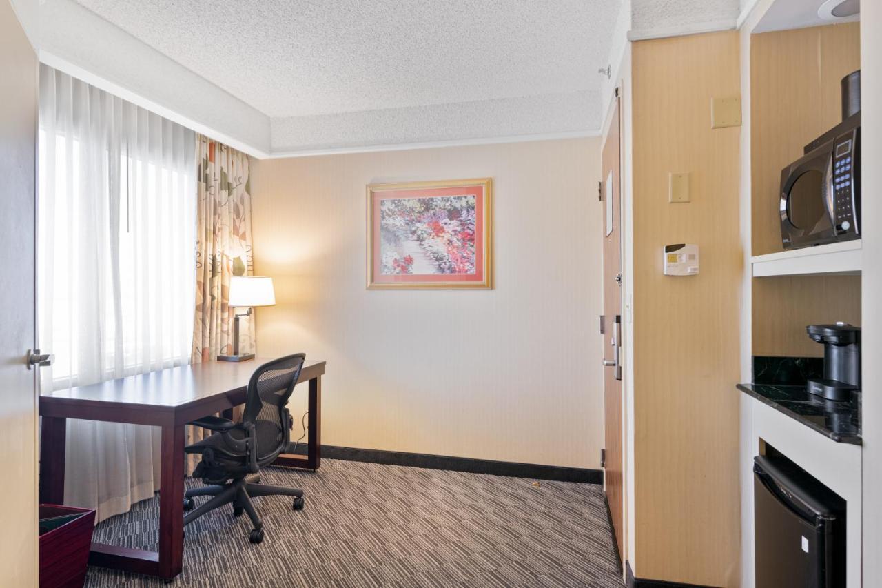 Harmony Suites Secaucus Meadowlands Buitenkant foto