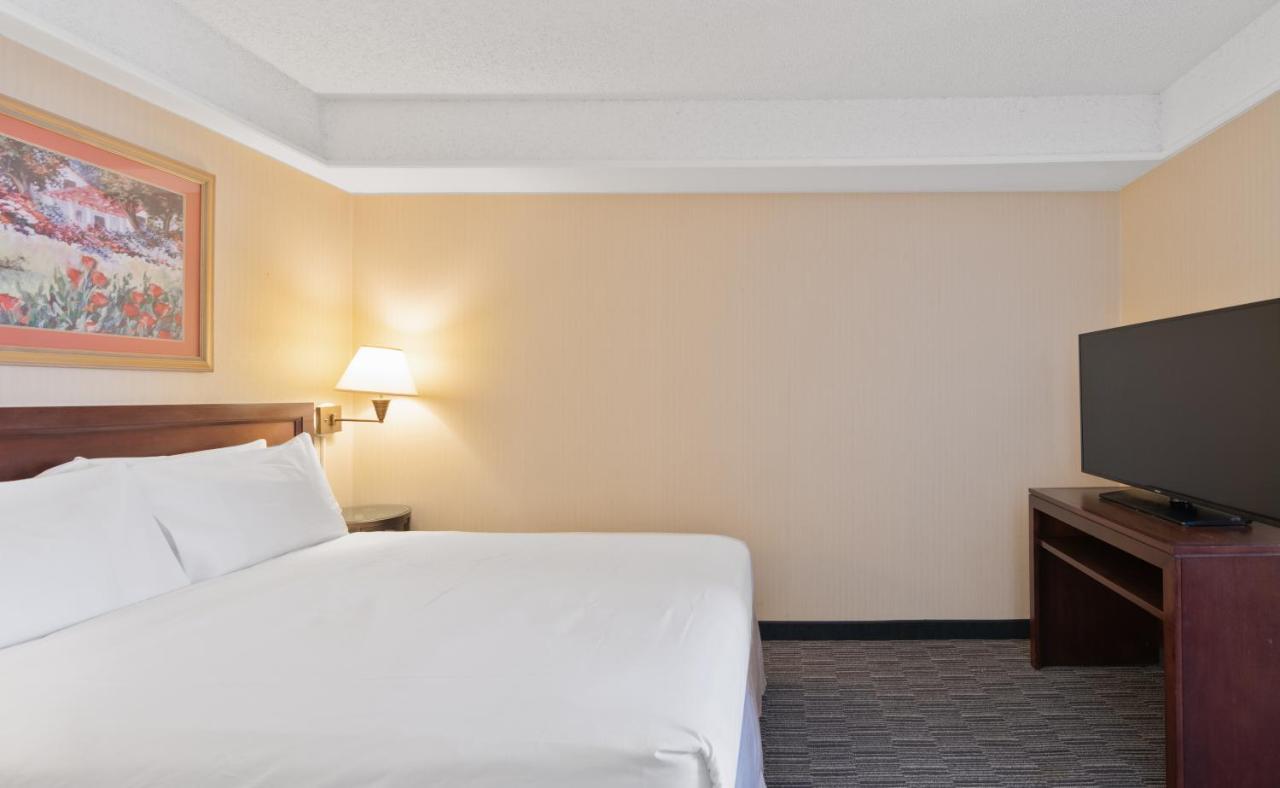 Harmony Suites Secaucus Meadowlands Buitenkant foto