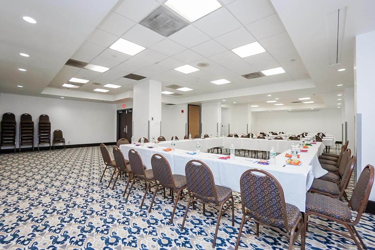 Harmony Suites Secaucus Meadowlands Buitenkant foto